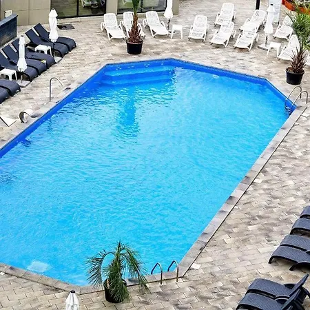 Aparthotel Apartament Madagascar By Alz